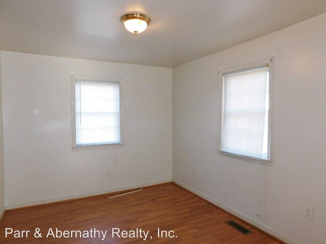 Foto del edificio - 2 br, 1 bath House - 210 N. 3rd Avenue