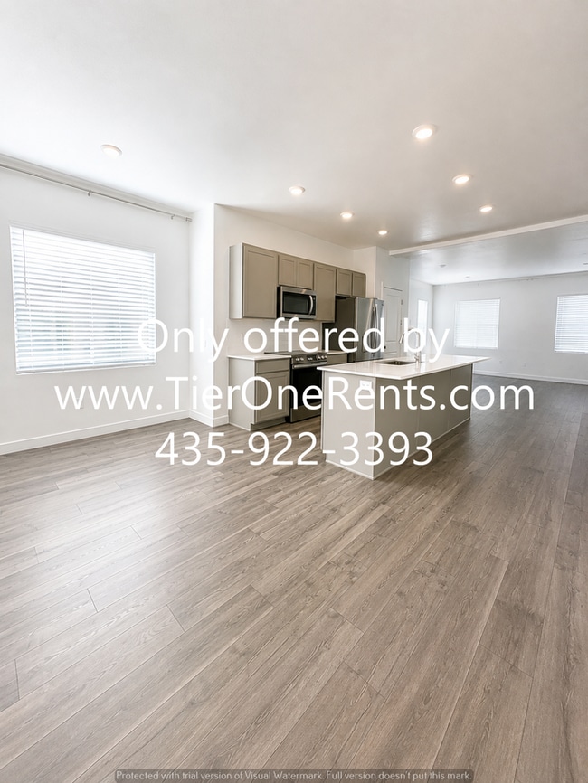 Building Photo - NO DEPOSIT option available for qualified renters!