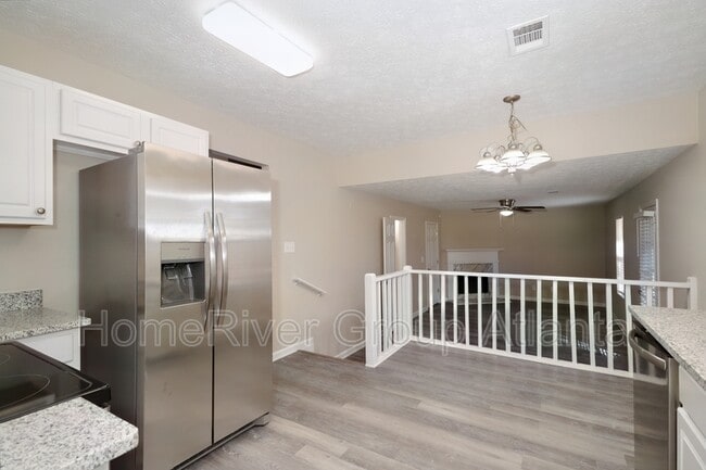 Building Photo - 1316 Sandybrook Ct