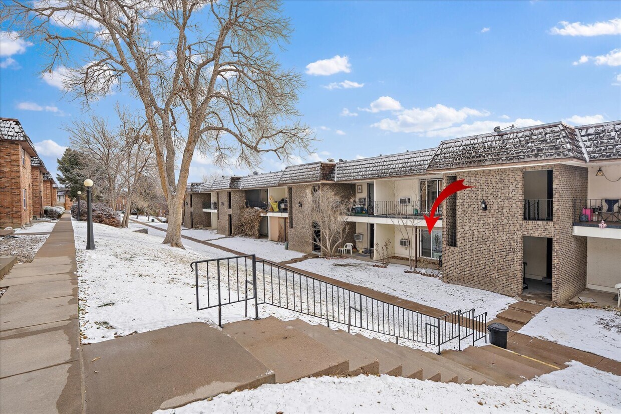 4569 S Lowell Blvd Unit B, Denver, CO 80236 Condo for Rent in Denver