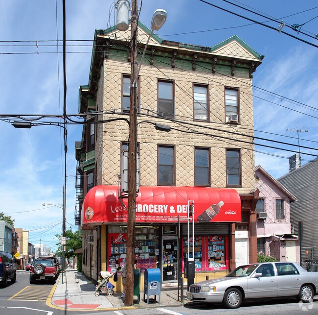 Building Photo - 4101-4103 Palisade Ave
