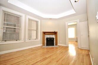 Building Photo - 261 Beacon St