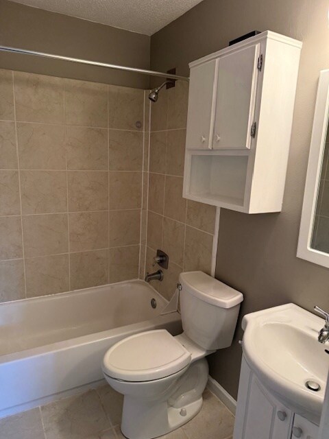 Foto del edificio - 94 Topsail Ct