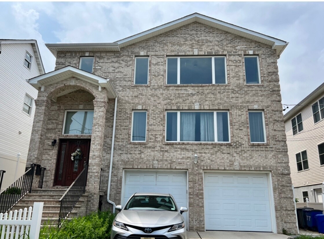 77 Forest St, Kearny, NJ 07032 House Rental in Kearny, NJ