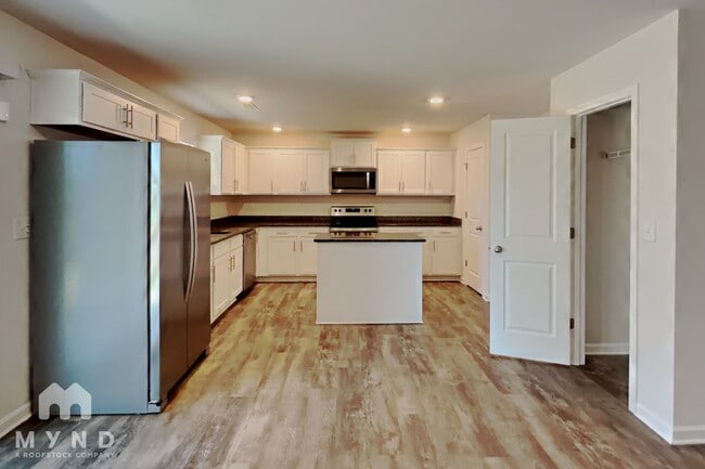 Building Photo - 6030 Elena Lynn Ct