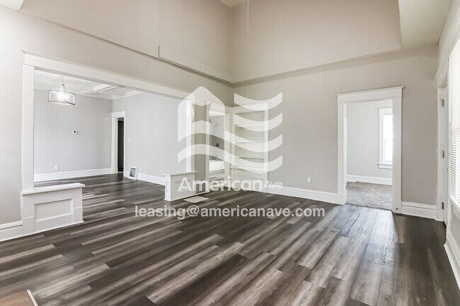 Foto del edificio - 4928 Walrond Ave