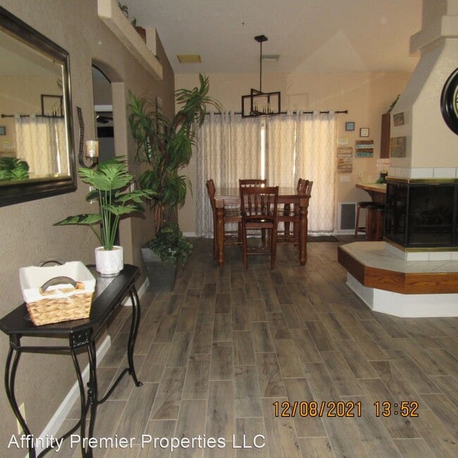 Building Photo - 3 br, 2 bath House - 192 Mescal Loop