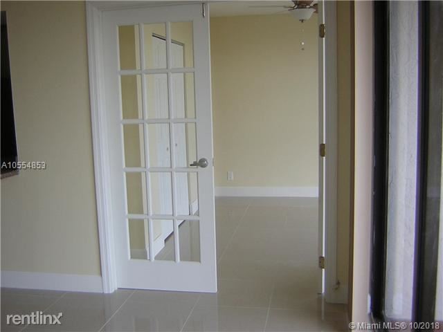 Foto del edificio - 2 br, 2 bath  - 200 Leslie Dr Apt 710