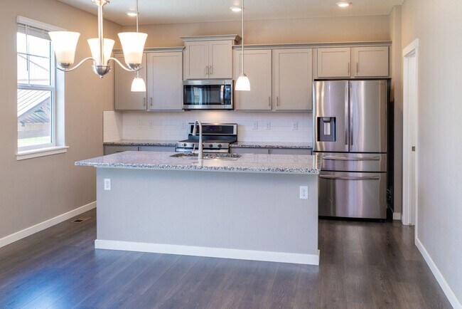 Foto del edificio - Stunning 4BR House in Berthoud