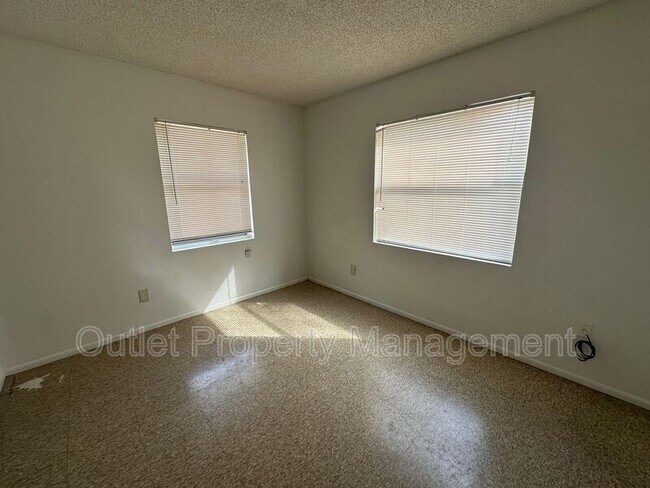 Foto del edificio - 430 S Hill Ave