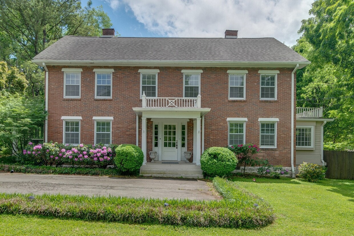 946 Caldwell Ln, Nashville, TN 37204 Townhome Rentals in Nashville TN