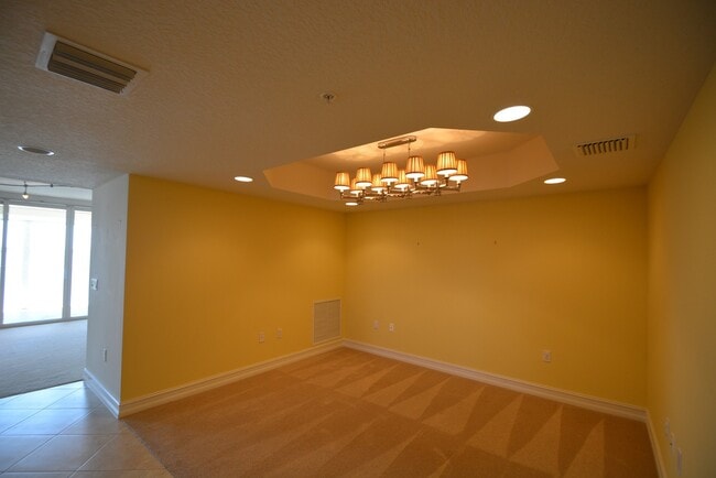 Foto del edificio - BEAUTIFUL RIVERFRONT 3/3 CONDO IN MERRITT ...