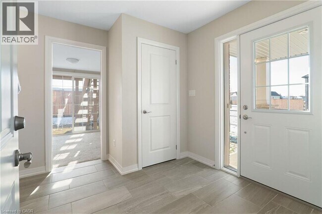 Building Photo - 78 Monarch Woods Dr