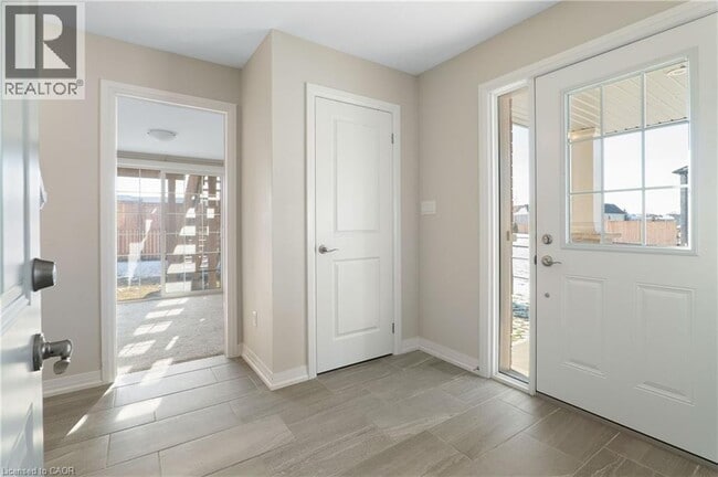 Photo du bâtiment - 78 Monarch Woods Dr