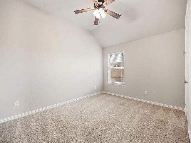 Building Photo - 23202 Brookdale Bay Ln