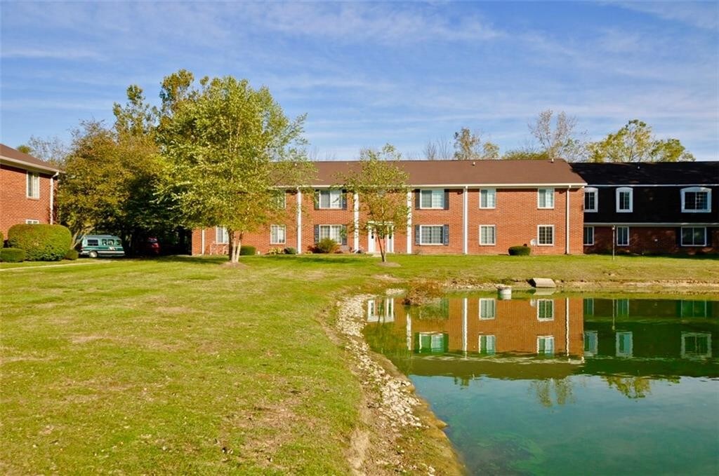 863 Indigo Way, Indianapolis, IN 46260