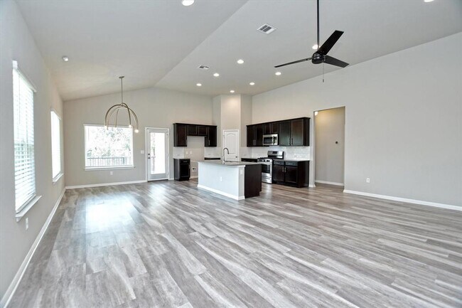 Building Photo - 4300 Porter Farm Rd