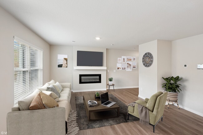 Building Photo - 356 Ember Dr