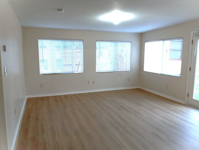 Building Photo - 2625 J Ave