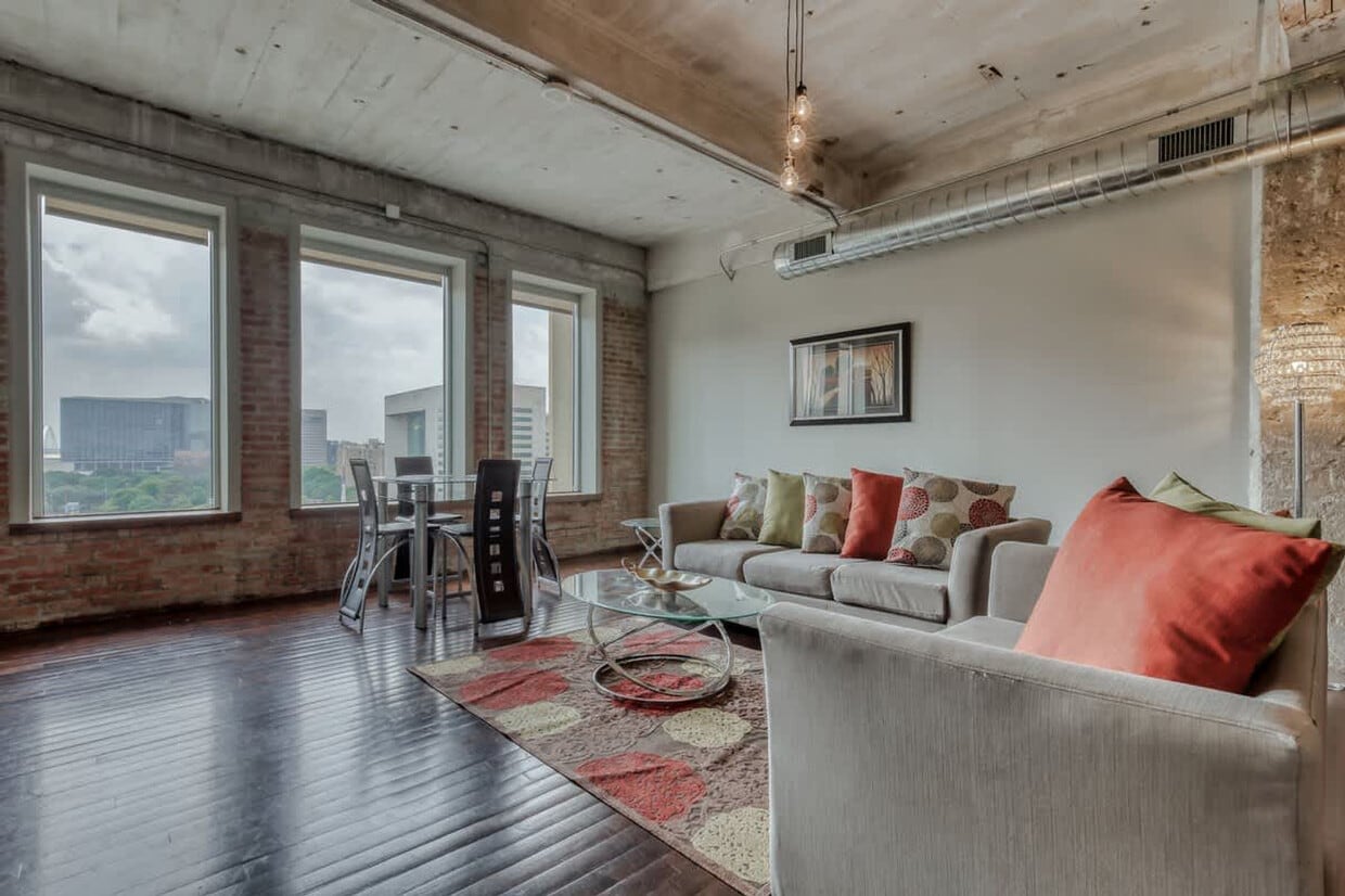 Foto principal - 500 S Ervay St