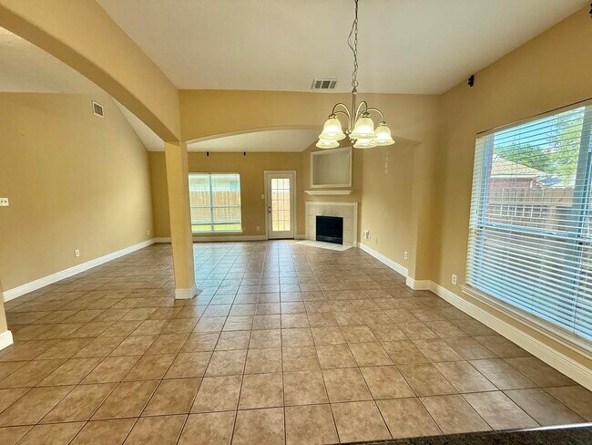 Building Photo - 17006 Maricella Cir