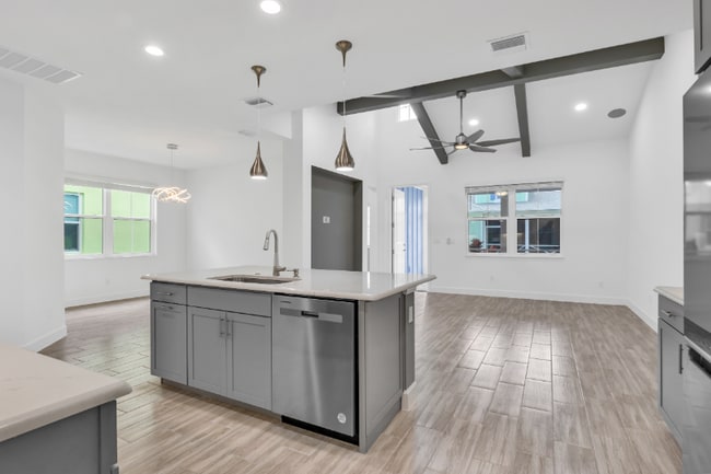 Photo - 243 Hang Loose Wy House