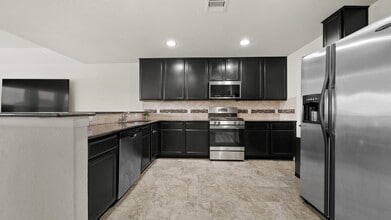 Building Photo - 9990 Chimney Swift Ln