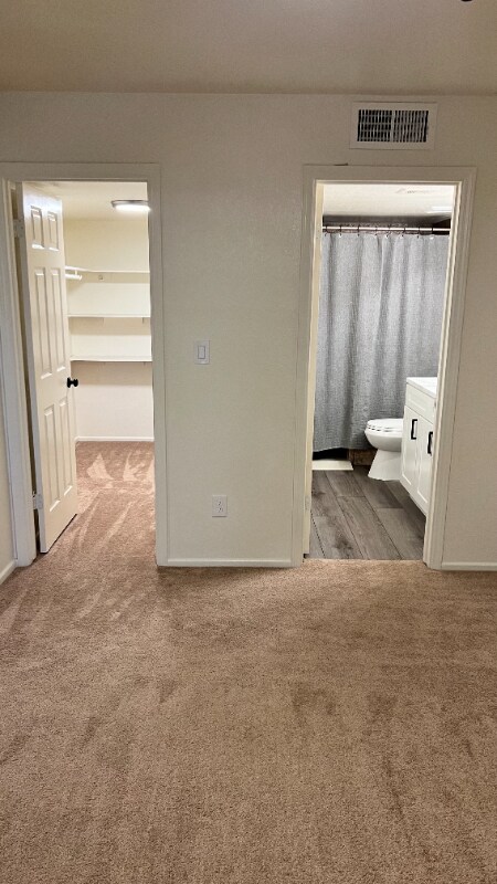 Foto del edificio - 1351 N Pleasant Dr
