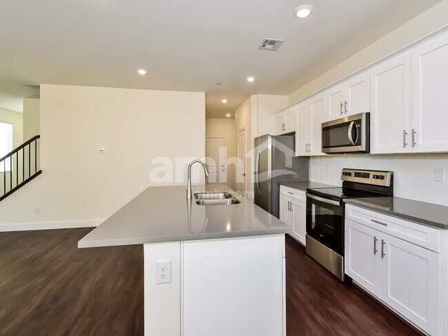 Foto del edificio - 126 Charmante Tulip Lane