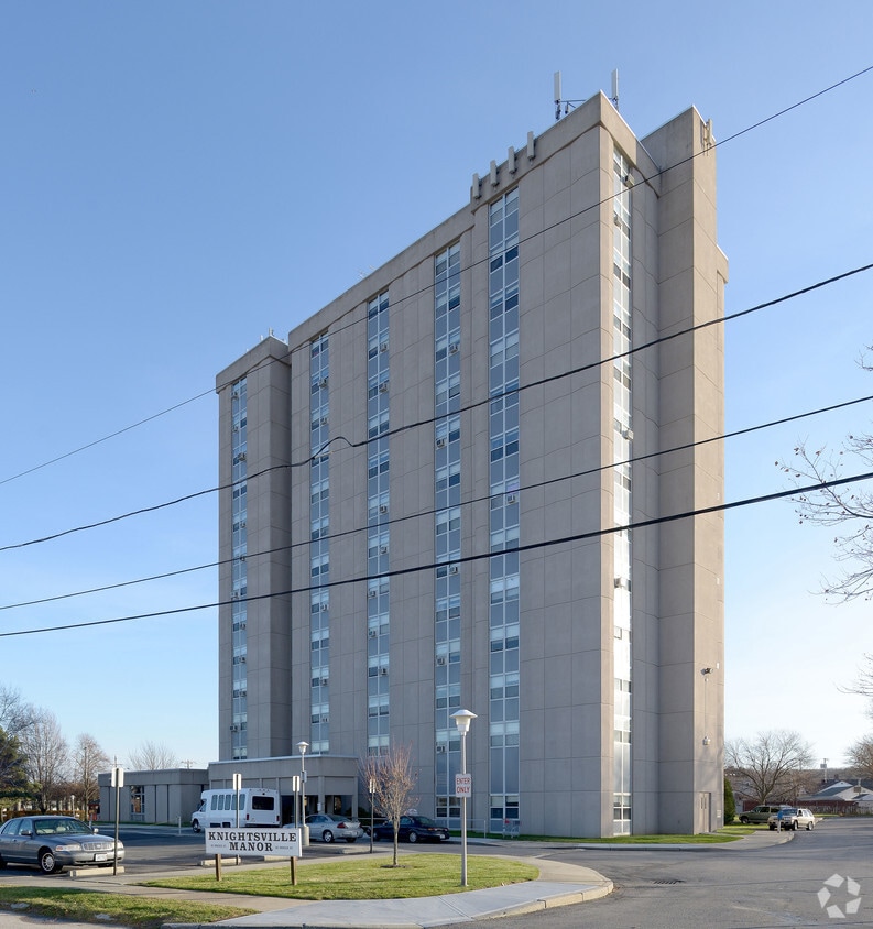 Knightsville Manor Apartments in Cranston, RI