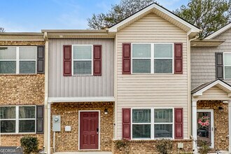 Building Photo - 6109 Oakley Rd