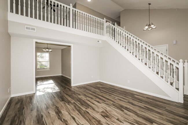 Building Photo - 4604 Welton St