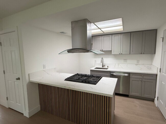 Foto del edificio - 401-403 Elizabeth Way