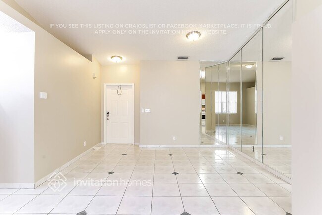 Foto del edificio - 1868 SW 177th Ave