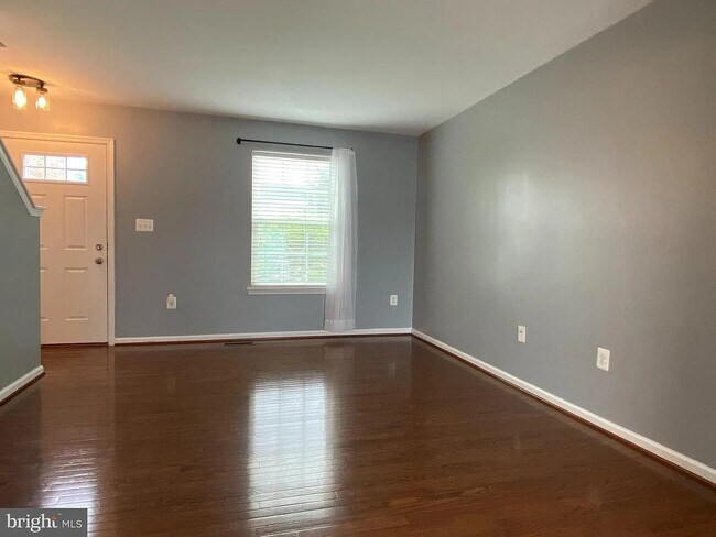 Foto del edificio - 12203 Salt Cedar Ln