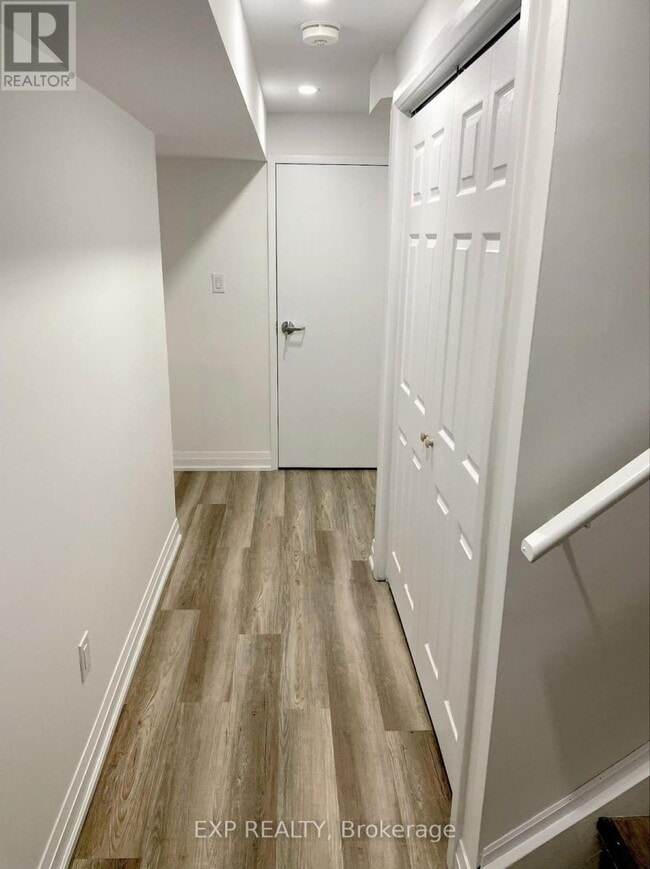 Building Photo - 79 Elmhurst St