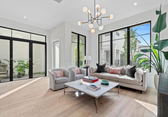 Foto del edificio - 4482 NW 80th Ave