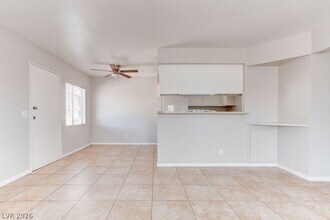 Building Photo - 1810 Bartoli Dr