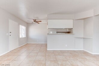 Building Photo - 1810 Bartoli Dr