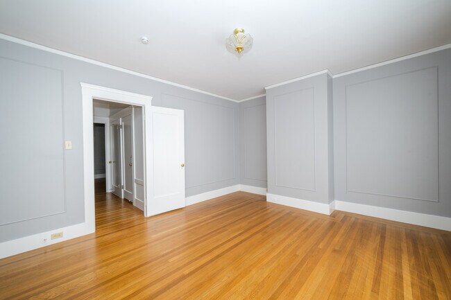 Foto del edificio - 615 18th Ave