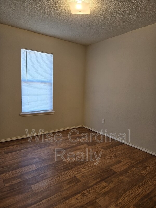 Building Photo - 6318 31st St