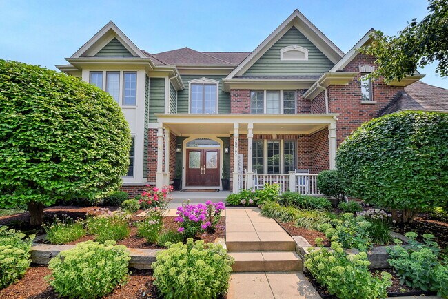 Foto del edificio - 3N943 Walt Whitman Rd
