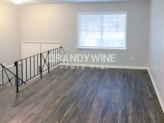 Building Photo - 4666 Edwina Ln SW