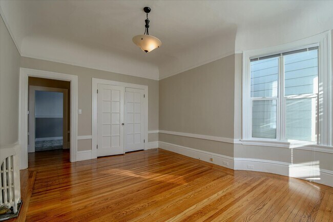 Building Photo - 460 Duboce Ave
