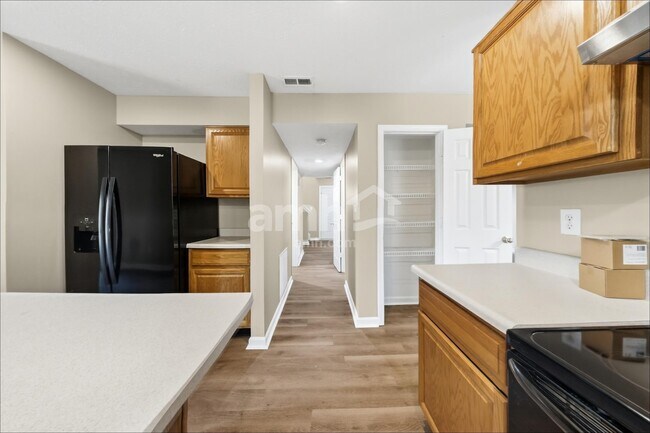 Building Photo - 6770 W Denton Dr