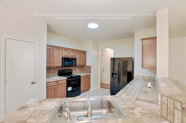 Building Photo - 4928 Stirrup Way