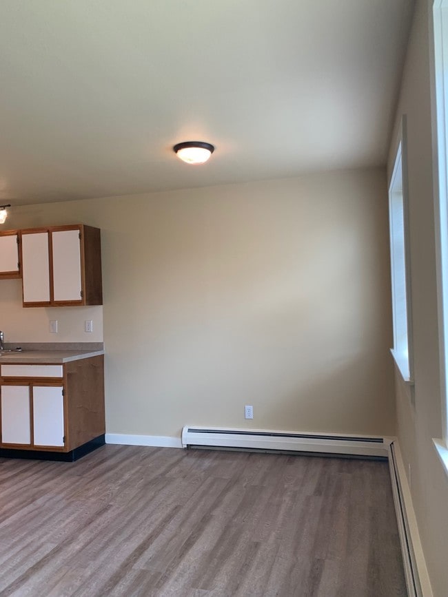 Building Photo - 609 North N Street