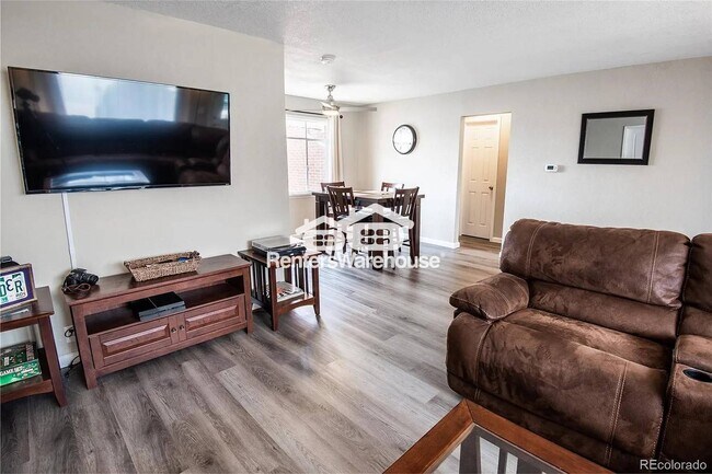 Foto del edificio - 1260 Brentwood St