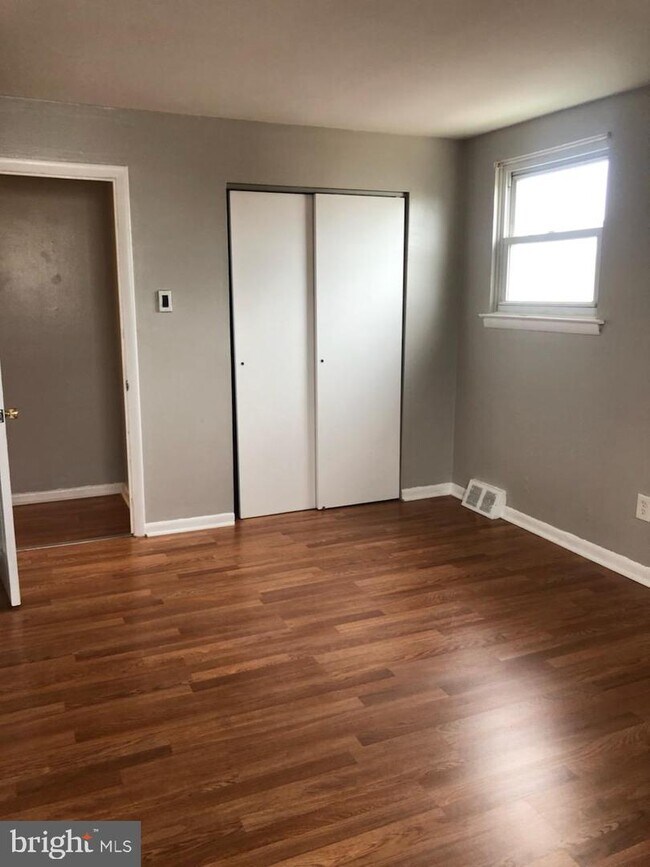 Foto del edificio - 3314 Primrose Rd