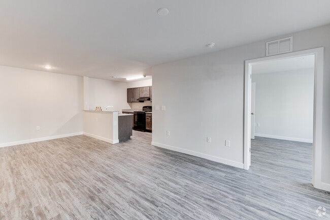 2BR, 2 BA - 983 SF - Landing at Mason's Bridge